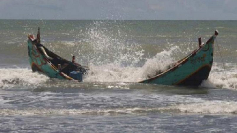 মেঘনায় মাছ ধরা ৫ ট্রলার ও ২ নৌকাডুবি, নিখোঁজ শতাধিক জেলে মেঘনায় মাছ ধরা ৫ ট্রলার ও ২ নৌকাডুবি, নিখোঁজ শতাধিক জেলে