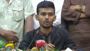 শ্রমিকদের দাবি মেনে নিল মালিকপক্ষ, বুধবার থেকে খোলা সব গার্মেন্টস