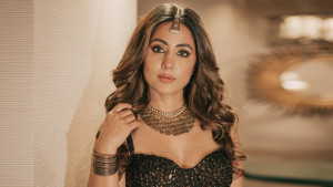 ক্যান্সারের মাঝেই নতুন রোগে আক্রান্ত হিনা খান