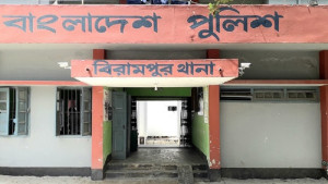 বিরামপুরে ধানক্ষেতে মিলল নারীর মরদেহ