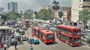সপ্তাহে ৭ দিনই শিক্ষার্থীদের বাস ভাড়া অর্ধেক