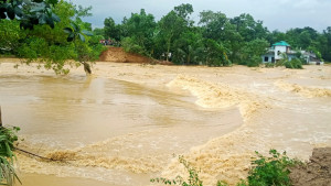 ৭২ বছরে বাঁধ ভেঙেছে ২৯ বার