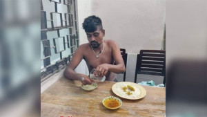 পিটিয়ে হত্যার আগে তোফাজ্জলকে ভাত খেতে দিয়েছিল ঢাবি শিক্ষার্থীরা