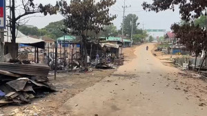খাগড়াছড়িতে অবরোধ চলছে, যোগাযোগ বন্ধ
