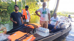 বন্যাদুর্গত ১৫০০ পরিবারে খাবার পৌঁছাল আবুল বাশার ফাউন্ডেশনের উদ্যোগে
