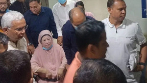 খালেদা জিয়াকে দ্রুততম সময়ে বিদেশে পাঠাতে চায় মেডিকেল বোর্ড