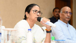 পশ্চিমবঙ্গে বন্যার জন্য নেপালকে দায়ী করলেন মমতা