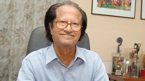 সংকটাপন্ন মুস্তাফা মনোয়ার এখনও লাইফ সাপোর্টে