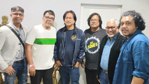 ৪০ বছর পর সোলসের সঙ্গে নকীব খান