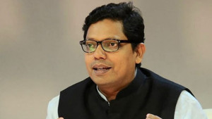 পলকের নামে দুটি মামলা
