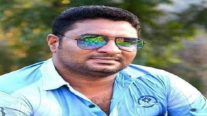 প্রতিমন্ত্রীর ছত্রছায়ায় চলত ডনগিরি