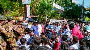 ৫৭ পোশাক কারখানায় ছুটি, অনির্দিষ্টকালের জন্য বন্ধ ৫৪