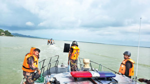 অরক্ষিত উপকূল নাফে কড়াকড়ি