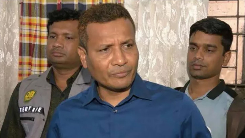অতিরিক্ত ডিআইজি মশিউর রহমান গ্রেপ্তার অতিরিক্ত ডিআইজি মশিউর রহমান গ্রেপ্তার