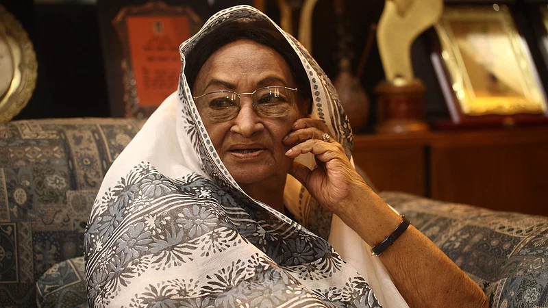 ফিরোজা বেগম চলে যাওয়ার দশ বছর ফিরোজা বেগম চলে যাওয়ার দশ বছর