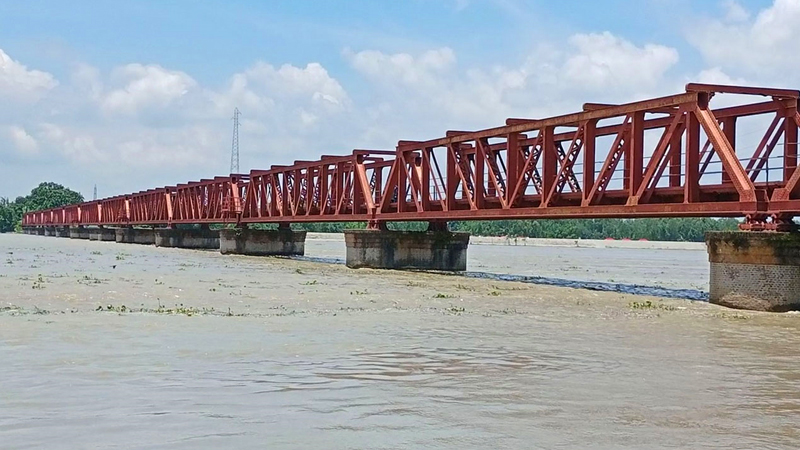 উজানের ঢলে বিপৎসীমার ২৯ সেন্টিমিটার ওপরে তিস্তার পানি উজানের ঢলে বিপৎসীমার ২৯ সেন্টিমিটার ওপরে তিস্তার পানি