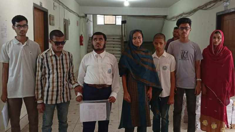 শ্রুতিলেখক না পাওয়ায় পরীক্ষা দিতে পারল না ৭ দৃষ্টিপ্রতিবন্ধী শ্রুতিলেখক না পাওয়ায় পরীক্ষা দিতে পারল না ৭ দৃষ্টিপ্রতিবন্ধী