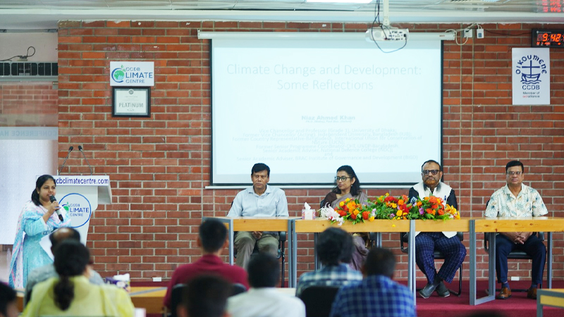 সিসিডিবির তিন মাসব্যাপী ক্লাইমেট চেঞ্জ ফ্ল্যাগশিপ ট্রেনিংয়ের সমাপনী সিসিডিবির তিন মাসব্যাপী ক্লাইমেট চেঞ্জ ফ্ল্যাগশিপ ট্রেনিংয়ের সমাপনী