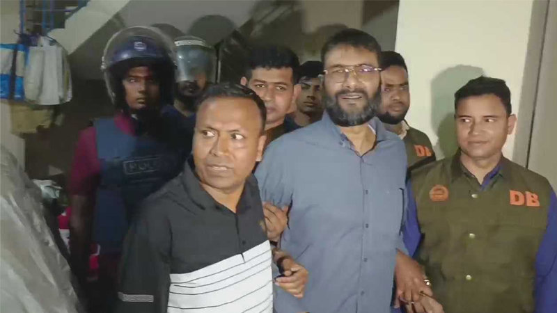 গাইবান্ধার সাবেক সংসদ সদস্য সারওয়ার দিনাজপুরে গ্রেপ্তার গাইবান্ধার সাবেক সংসদ সদস্য সারওয়ার দিনাজপুরে গ্রেপ্তার
