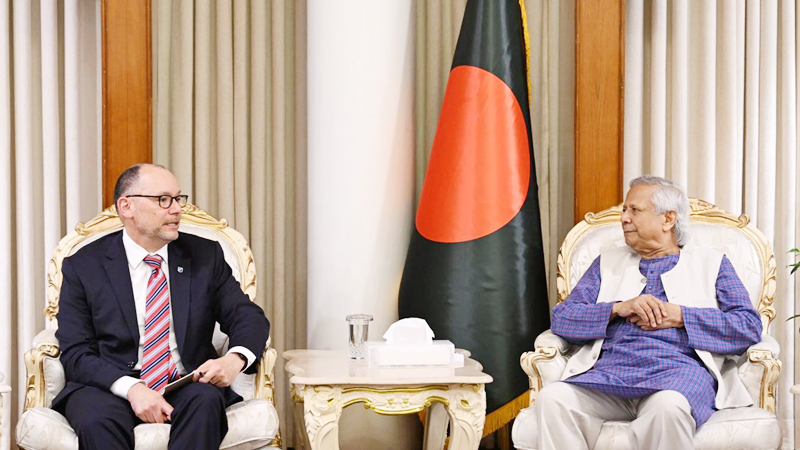 প্রধান উপদেষ্টার সঙ্গে পিটার হাসের সাক্ষাৎ প্রধান উপদেষ্টার সঙ্গে পিটার হাসের সাক্ষাৎ