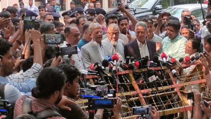 প্রধান উপদেষ্টার সঙ্গে বৈঠকে বিএনপি সন্তুষ্ট না: মির্জা ফখরুল প্রধান উপদেষ্টার সঙ্গে বৈঠকে বিএনপি সন্তুষ্ট না: মির্জা ফখরুল
