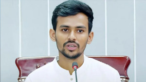 পিএসসিকে চাপ দেওয়ার মিথ্যা অভিযোগ আনা হয়েছে: উপদেষ্টা আসিফ