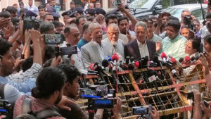 প্রধান উপদেষ্টার সঙ্গে বৈঠকে বিএনপি সন্তুষ্ট না: মির্জা ফখরুল