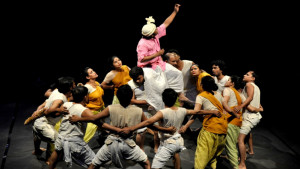 মে দিবসে মঞ্চে আরণ্যকের ‘রাঢ়াঙ’