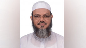 চরমোনাই পীরের ভাই ফয়জুলকে বিজয়ী চেয়ে মামলা 
