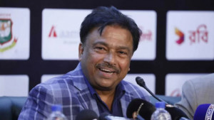 ‘একটু সময় খারাপ যাচ্ছে’, সম্প্রচার সত্ত্ব বিক্রি নিয়ে বললেন ফারুক