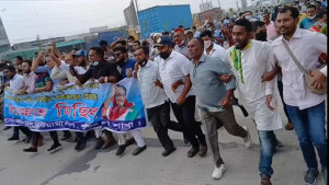 ৮ মাস পর খুলনা জেলা আওয়ামী লীগের ঝটিকা মিছিল  