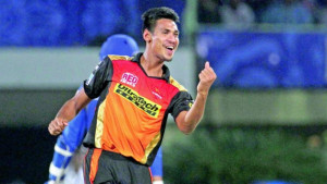 মুস্তাফিজের ইংরেজি-ভীতি নিয়ে বিড়ম্বনায় ছিলেন টম মুডি