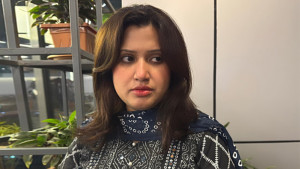 ‘রাজনৈতিক শিল্পী’ বলেই কি তালিকা থেকে বাদ ন্যান্সি