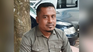 টার্মিনালে বসে ছিলেন নড়াইল এক্সপ্রেসের সুপারভাইজার মুসা, হঠাৎ এসে এলোপাতাড়ি ছুরিকাঘাতে হত্যা