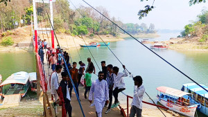 ঈদের ছুটিতে রাঙামাটির পর্যটন কেন্দ্রগুলোতে ভিড়