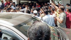 জোর করে পদত্যাগপত্রে প্রধান শিক্ষকের স্বাক্ষর নেওয়ার অভিযোগ