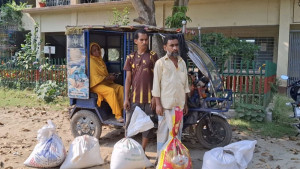 ডিলারের ৩০ কেজি চাল  দোকানে মেপে হলো ২৩