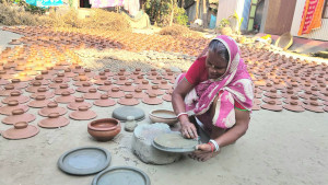 মৃৎশিল্পীদের ব্যস্ততা