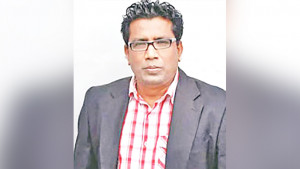 ড. ইউনূসের চীন সফর এবং বৈশ্বিক সম্পর্কের নতুন মোড়