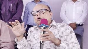 সরকার বেশি দামে ধান কেনায় বাজারে দাম বাড়তে পারে: ভূমি উপদেষ্টা