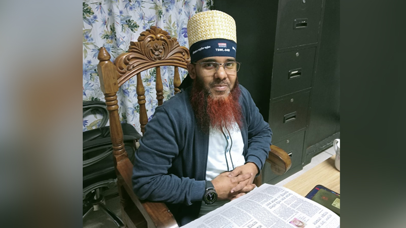 মাইক্রোবাসে গান বাজাতে বাজাতে প্রকৌশলীকে হত্যা মাইক্রোবাসে গান বাজাতে বাজাতে প্রকৌশলীকে হত্যা