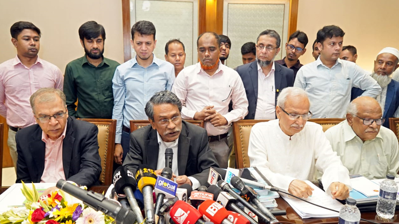 গণতান্ত্রিক সংগ্রামের মাধ্যমে অর্জিত বিজয়কে ভূলুণ্ঠিত করা হয়েছে: আলী রীয়াজ গণতান্ত্রিক সংগ্রামের মাধ্যমে অর্জিত বিজয়কে ভূলুণ্ঠিত করা হয়েছে: আলী রীয়াজ