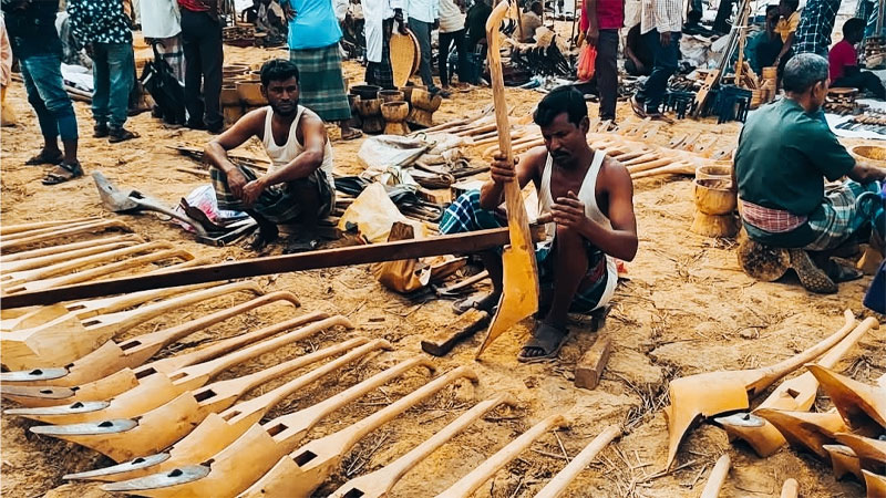শতবর্ষী ঐতিহ্যে চুনারুঘাটের বৈশাখী মেলা, কৃষিপণ্যের বাহারে মুখর পীরের বাজার শতবর্ষী ঐতিহ্যে চুনারুঘাটের বৈশাখী মেলা, কৃষিপণ্যের বাহারে মুখর পীরের বাজার