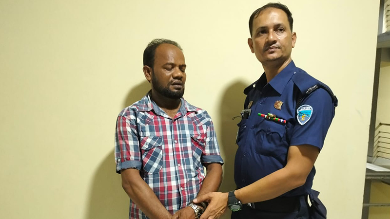 সরকারি চাল জব্দ, লাকসামে বিএনপি নেতার ৬ মাসের কারাদণ্ড সরকারি চাল জব্দ, লাকসামে বিএনপি নেতার ৬ মাসের কারাদণ্ড