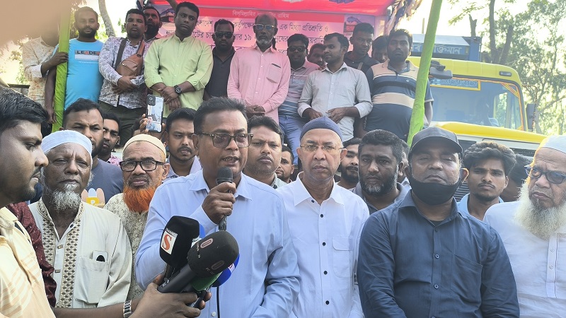 শাটল ট্রেন চালুর আশ্বাসে পাটগ্রামে রেলপথ-মহাসড়ক অবরোধ প্রত্যাহার শাটল ট্রেন চালুর আশ্বাসে পাটগ্রামে রেলপথ-মহাসড়ক অবরোধ প্রত্যাহার