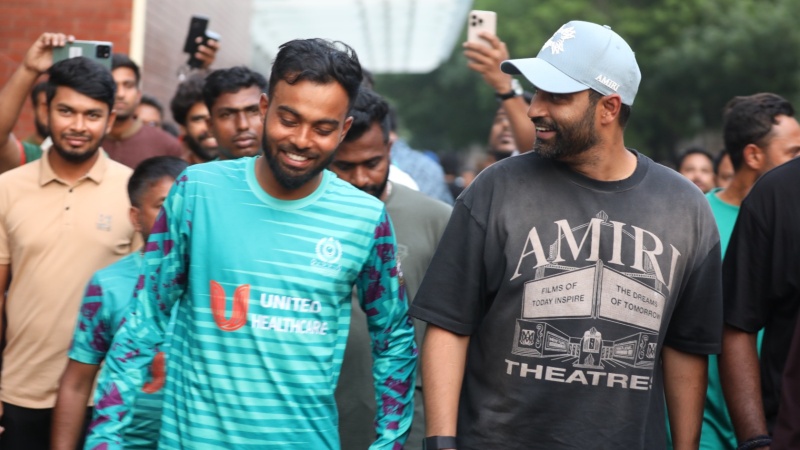 আউট হয়েও মাঠ না ছাড়ায় শাস্তি পেলেন হৃদয় আউট হয়েও মাঠ না ছাড়ায় শাস্তি পেলেন হৃদয়