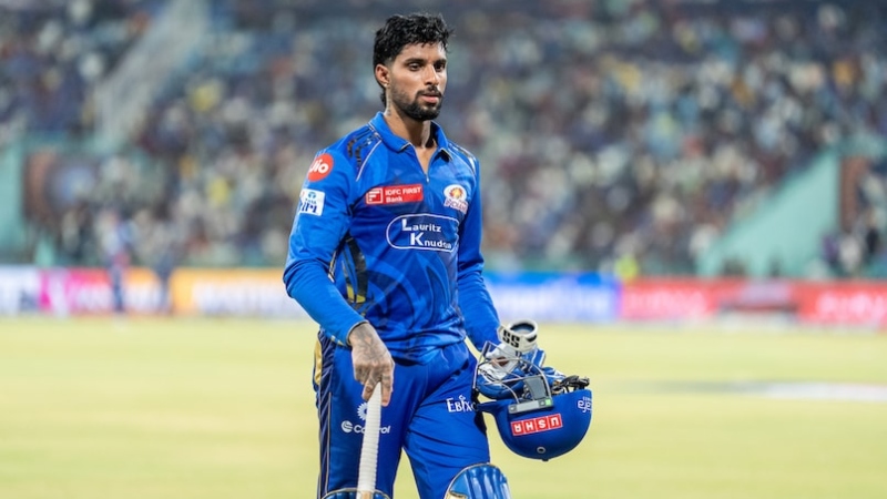 বিপাকে পড়ে রিটায়ার্ড আউট, তিলকের মতো মাঠ ছেড়েছিলেন যারা বিপাকে পড়ে রিটায়ার্ড আউট, তিলকের মতো মাঠ ছেড়েছিলেন যারা