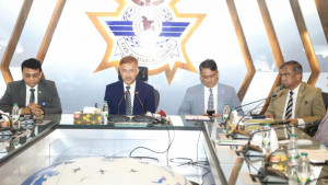 ঢাকায় বিমানবন্দরের আশপাশে ২৬৩ অনুমোদনহীন উঁচু ভবন: বেবিচক চেয়ারম্যান