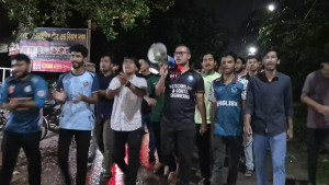 হলে ছাত্ররাজনীতি নিষিদ্ধের দাবিতে জাবিতে বিক্ষোভ