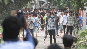 চবিতে শিক্ষার্থী-স্থানীয়রা কেন বারবার সংঘর্ষে জড়ায়